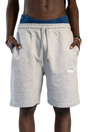 HEAVY SIGNATURE SHORTS GRAU